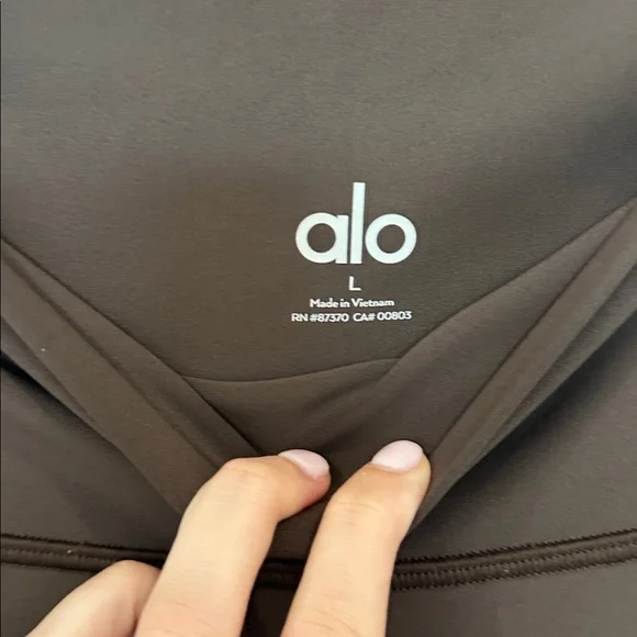 ALO Yoga Women's Dark Brown High-Waisted Leggings - Picture 3 of 5